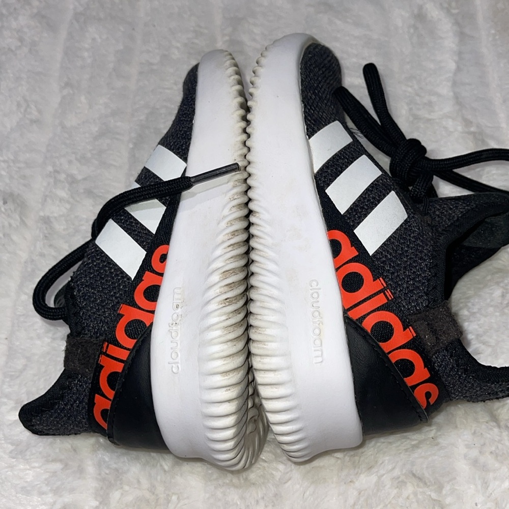 Adidas - Picture 4 of 10
